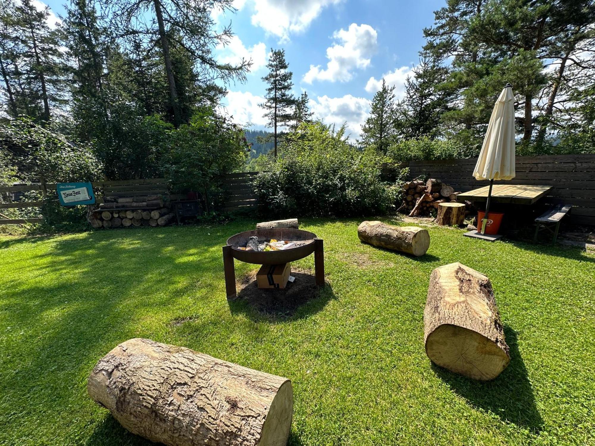 Ferienhaus Im Wald Edelschrott Kültér fotó