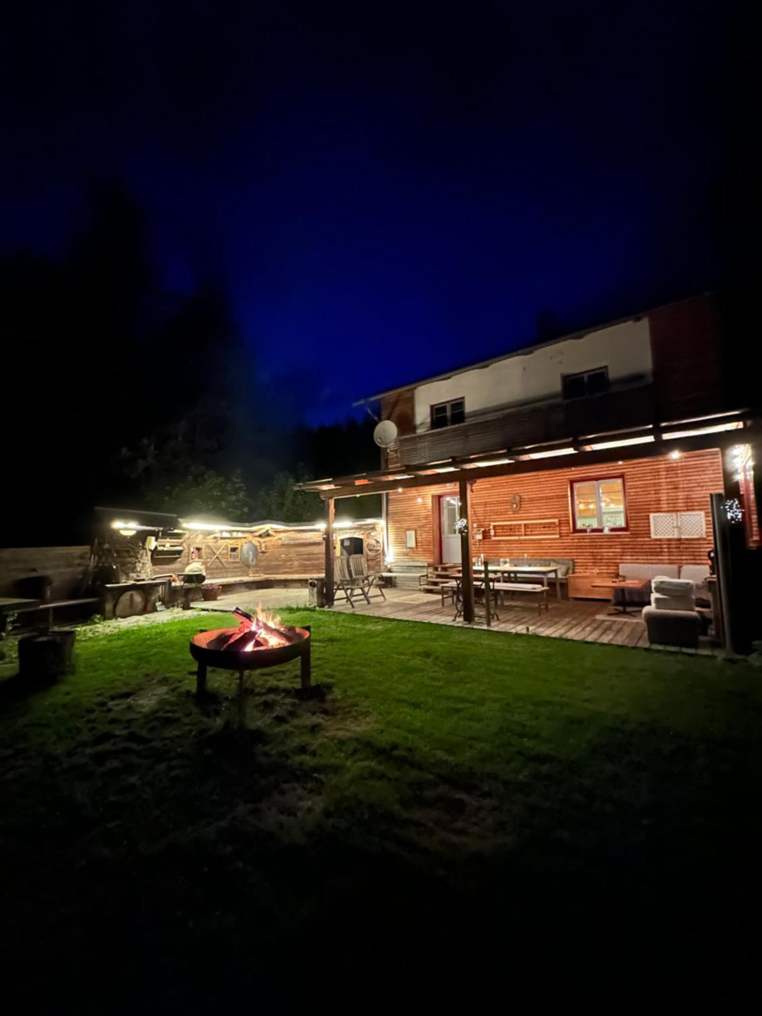 Ferienhaus Im Wald Edelschrott Kültér fotó