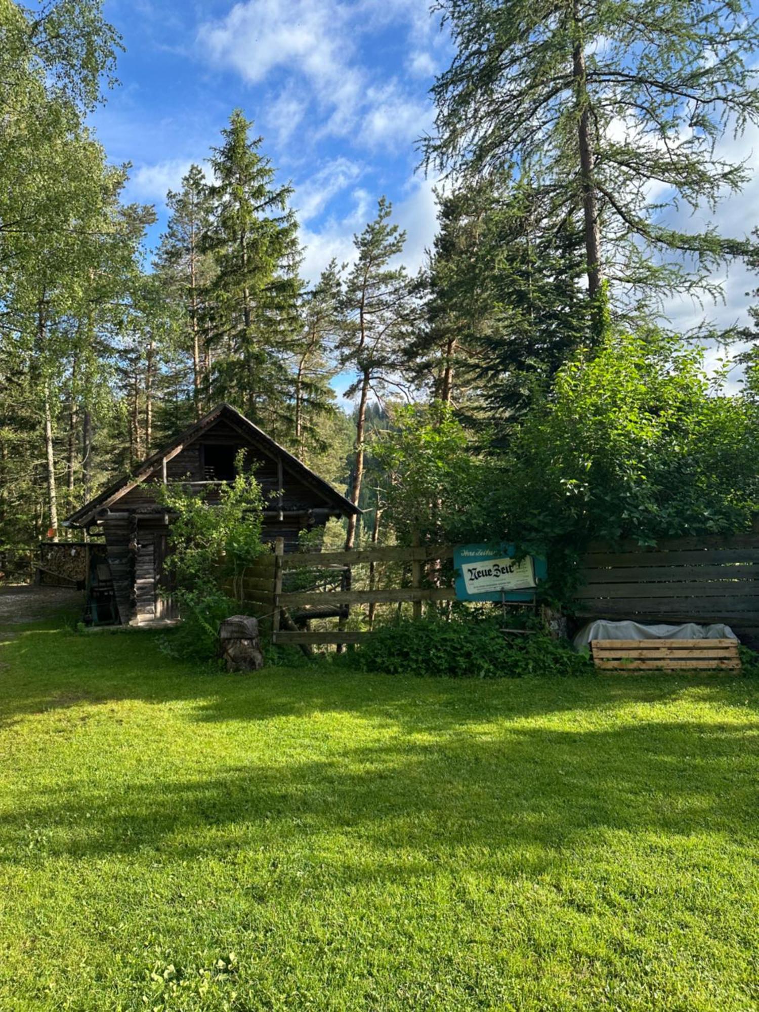 Ferienhaus Im Wald Edelschrott Kültér fotó