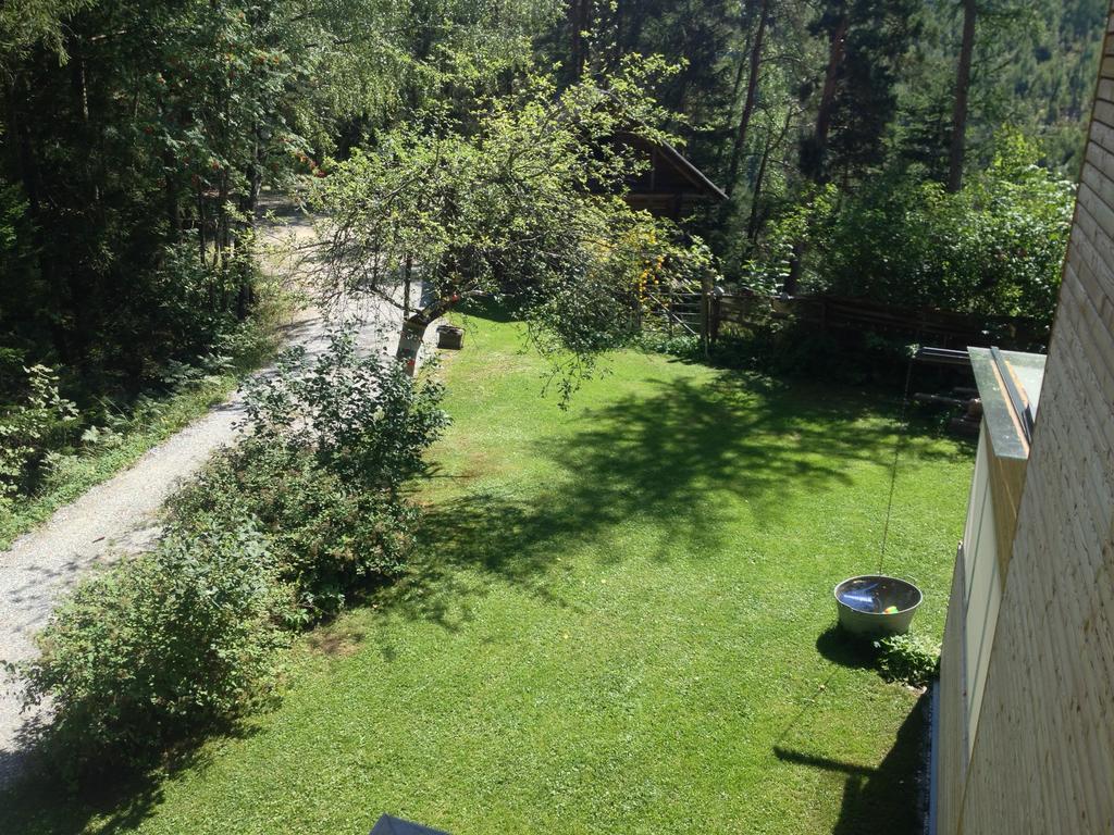 Ferienhaus Im Wald Edelschrott Kültér fotó